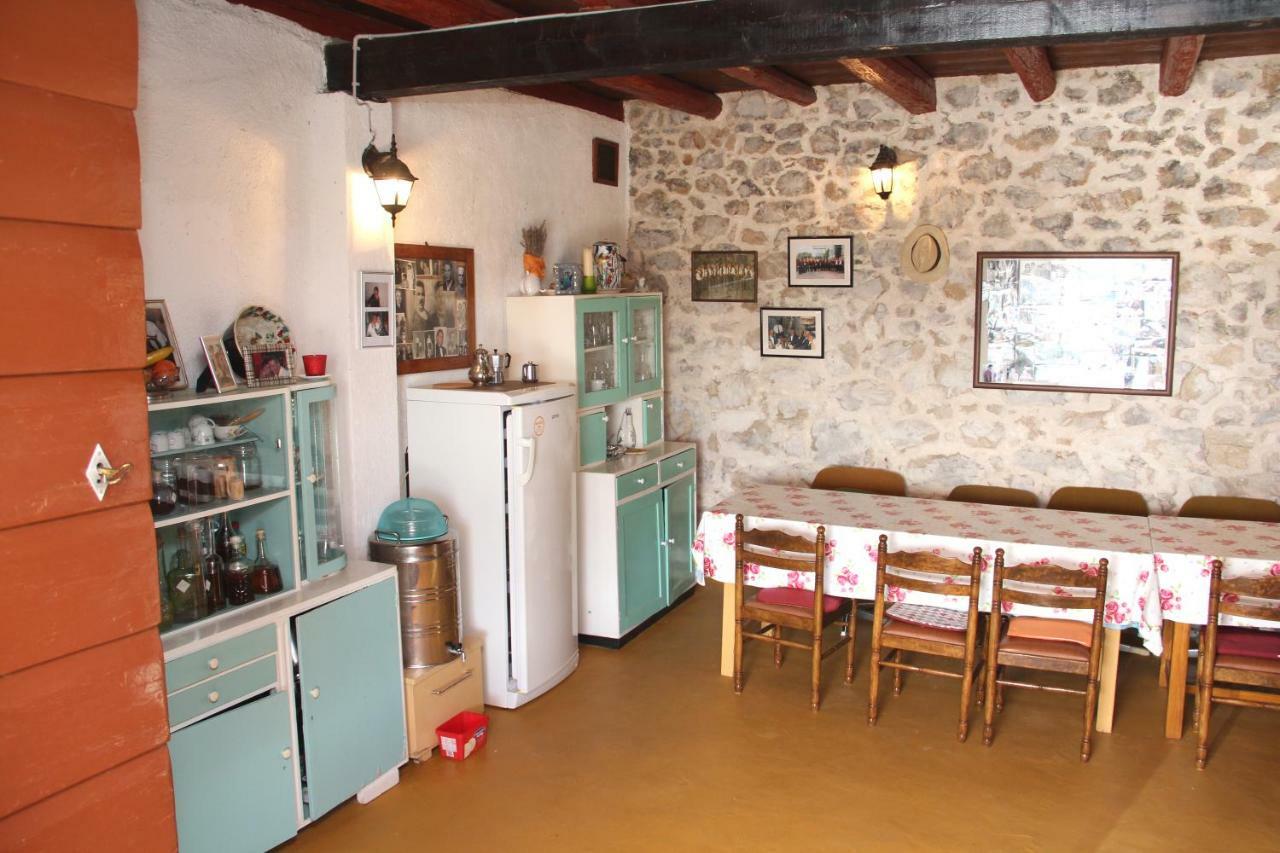 Apartmani Corleone Bilice Εξωτερικό φωτογραφία